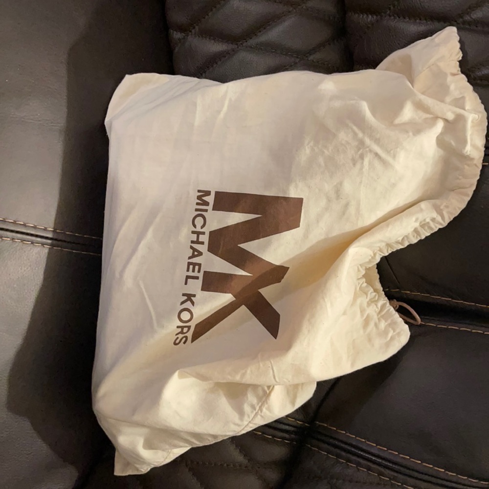 Michael kors hand bag